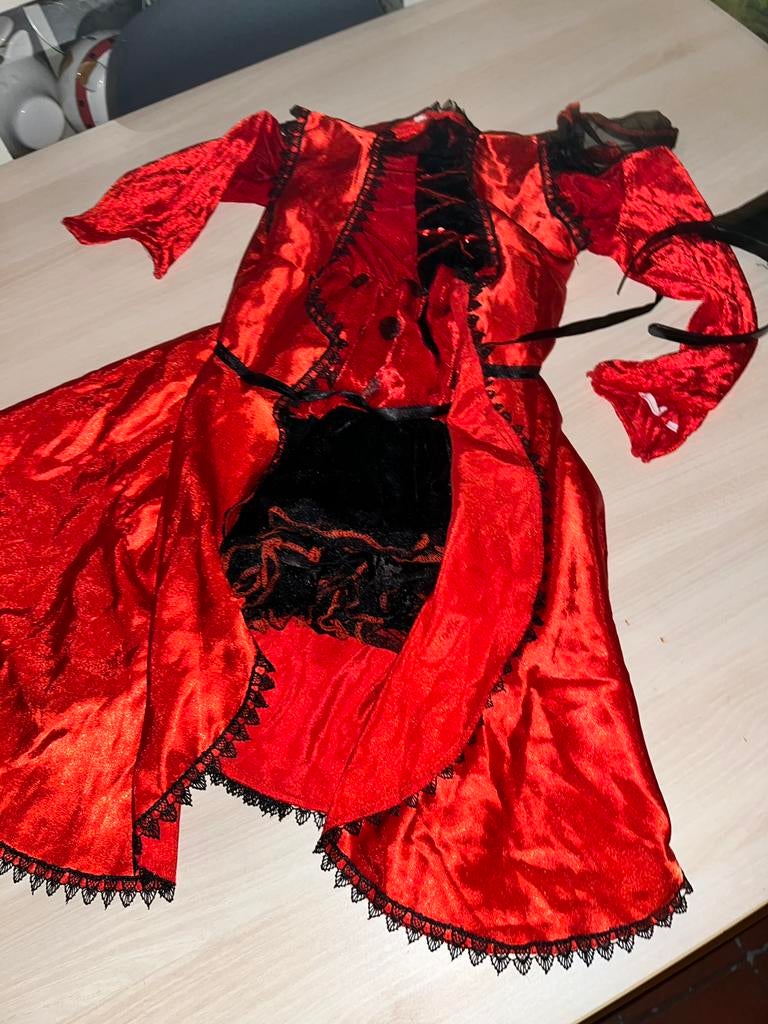 Verkleedpakje halloween 2 j a 3 j, Ophalen, Zo goed als nieuw, 104 of kleiner, Jongen of Meisje