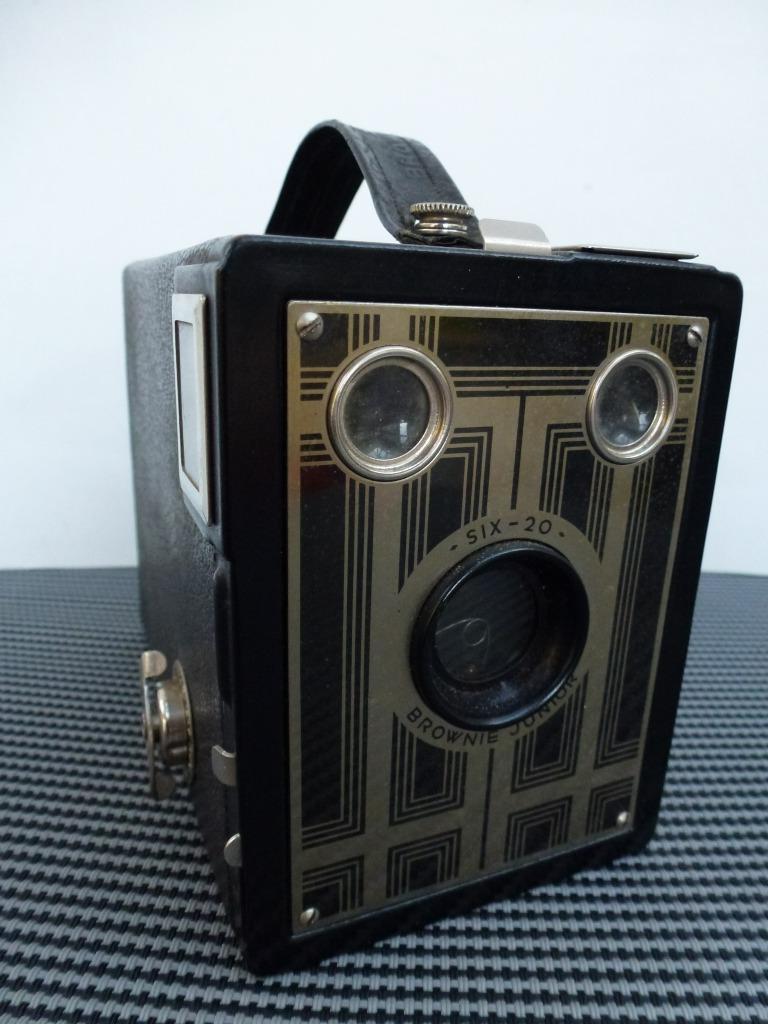 oud fototoestel Kodak Brownie junior six 20 use Kodak, Verzamelen, Ophalen of Verzenden, Voor 1940, Fototoestel
