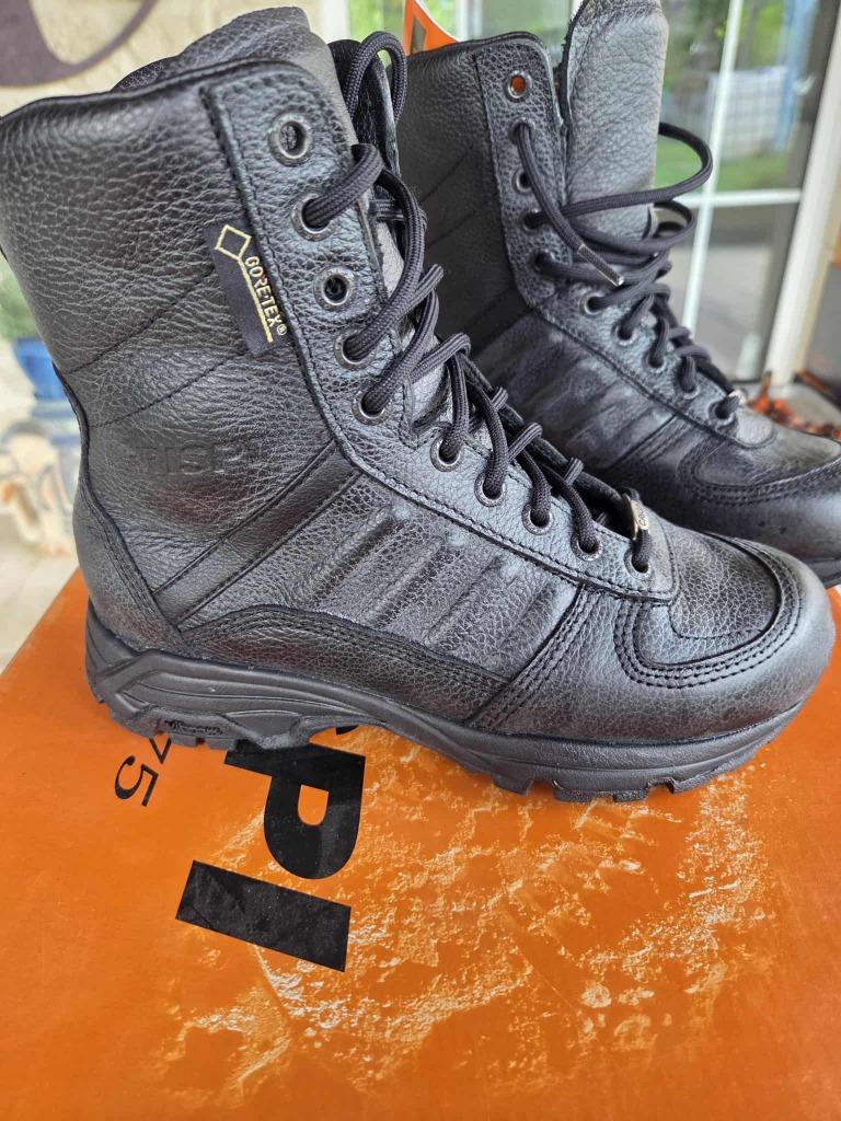 VECHTSCHOENEN Crispi, Bestard 36 tot 47 Lees de aankondiging, Crisppy, Bestard..., Verzenden, Zwart, Nieuw