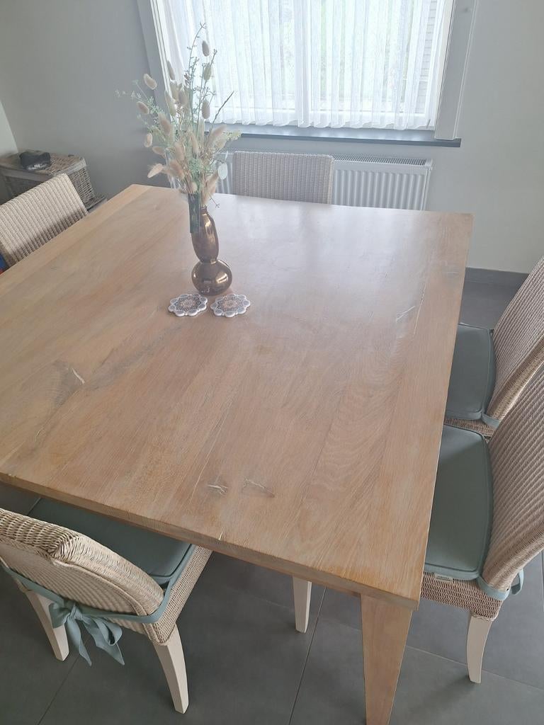 Eiken tafel +/- 1m40 op 1m40, Huis en Inrichting, Ophalen