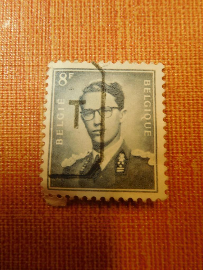 Timbre roi Baudouin 8F avec surcharge, Timbres & Monnaies, Timbres | Europe | Belgique, Enlèvement ou Envoi, Affranchi, Oblitéré