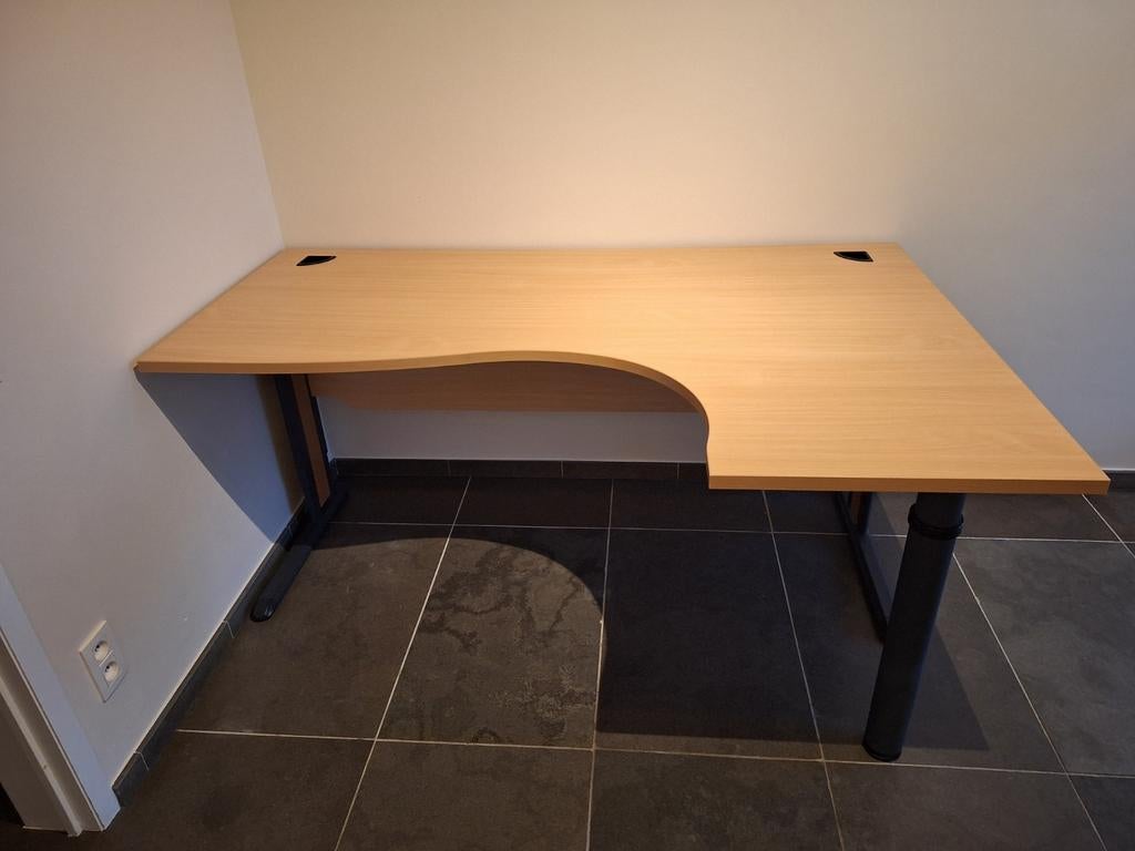 Ergonomische hoekbureau, Huis en Inrichting, Ophalen, In hoogte verstelbaar, Zo goed als nieuw