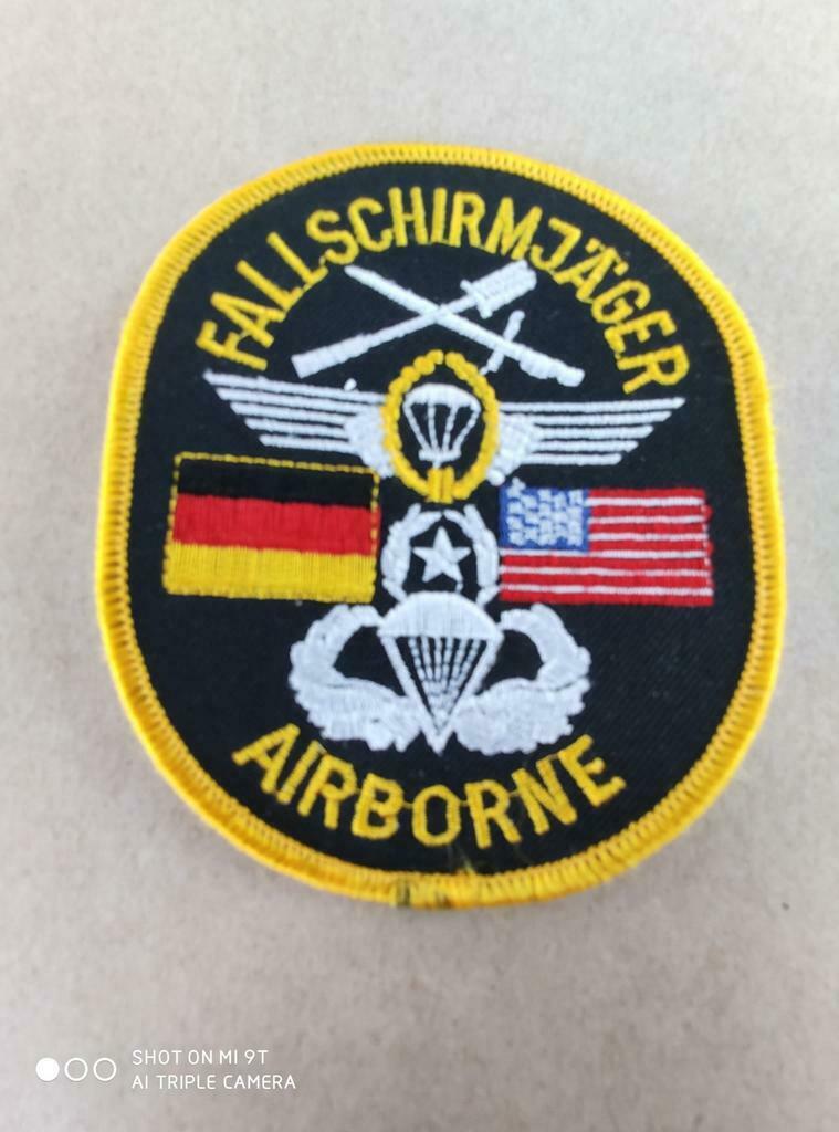 military FALLSCHIRMJAGER AIRBORNE Germany America, Enlèvement ou Envoi, Emblème ou Badge