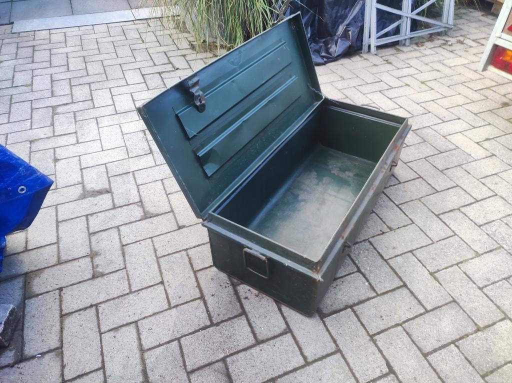 Metalen koffer van rond 1970 uit het Belgische leger, Doe-het-zelf en Bouw, Ophalen, Gebruikt