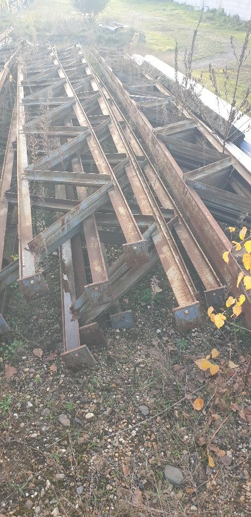Metalen spanten, Ophalen, Gebruikt, 15 m² of meer, Golfplaat