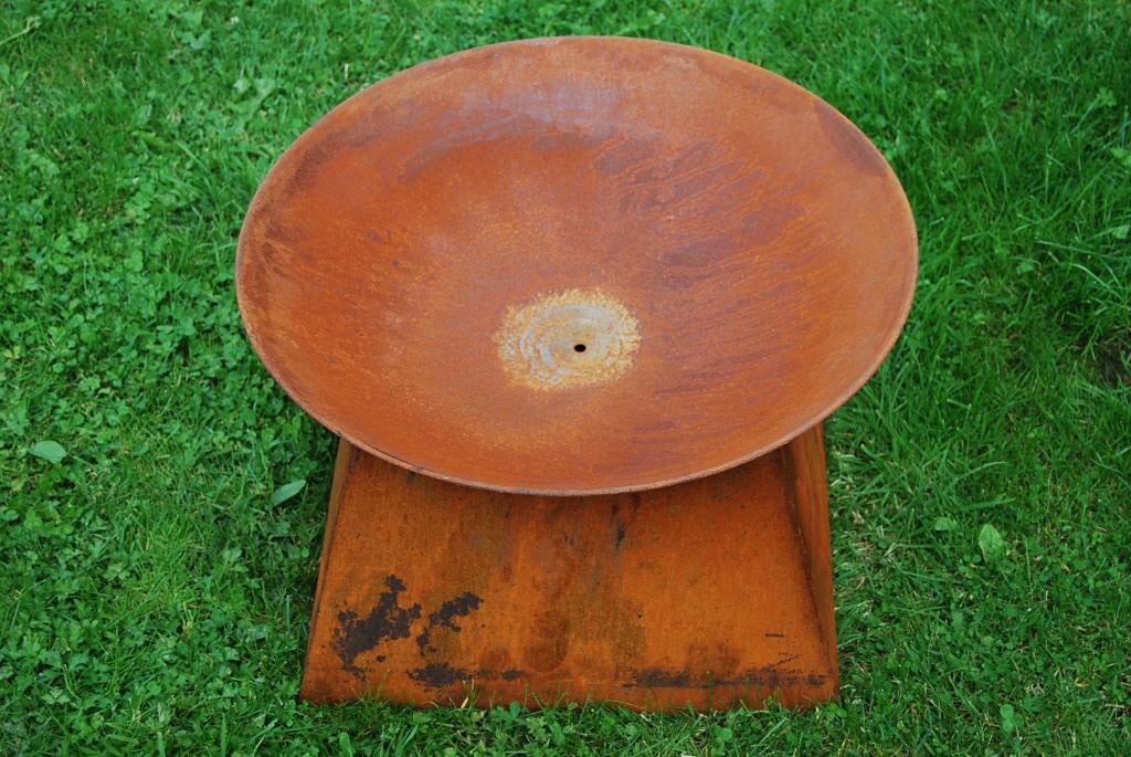 Braséro ,bbc , chauffe terrasse ,vasque en acier sur socle, Enlèvement ou Envoi, Neuf