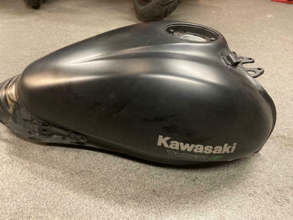 benzine tank kawasaki vulcan 650s, Enlèvement ou Envoi, Utilisé