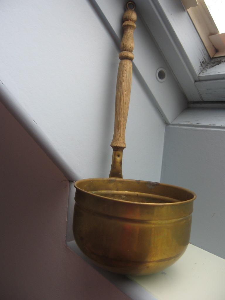 Ancienne louche en cuivre. Hauteur : 35 cm et diamètre : 14, Autres espèces, En pot, Enlèvement ou Envoi, Moins de 100 cm