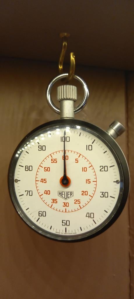 Chronomètre HEUER réf. 503.213 avec boite Vintage, Bijoux, Sacs & Beauté, Montres | Hommes, Enlèvement, Comme neuf, Montre de poche