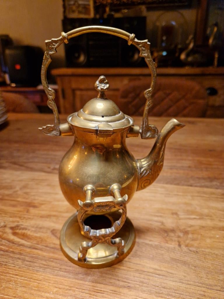 Messing theepot op staander, Antiek en Kunst, Antiek | Brons en Koper, Ophalen of Verzenden, Koper