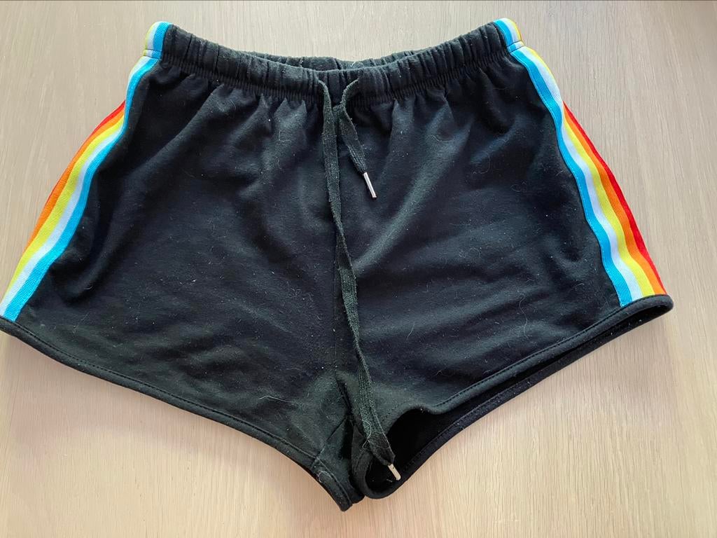 Zwarte short met gestreepte band aan zijkant - S - Shein, Vêtements | Femmes, Vêtements Femmes Autre, Shein, Enlèvement, Porté