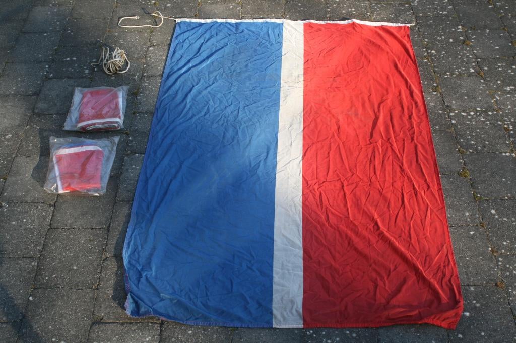 3 x Fina vlag (2 nieuwe nog in verpakking) (jaren 70/80), Verzamelen, Ophalen of Verzenden, Nieuw, Reclamebord