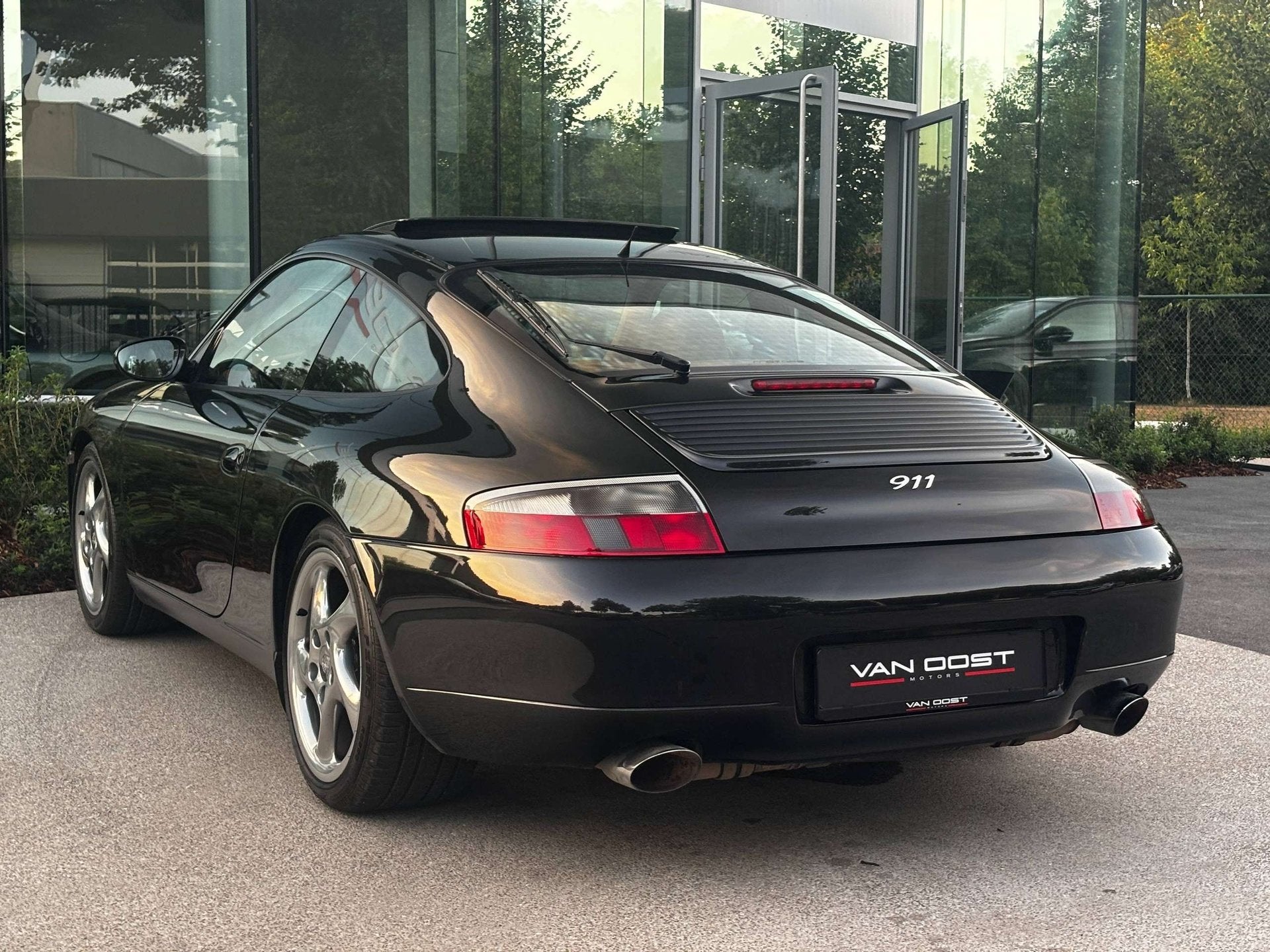 Porsche 911 3.4i Millenium Tiptronic S, Auto's, Automaat, Gebruikt, Euro 6, 1820 kg