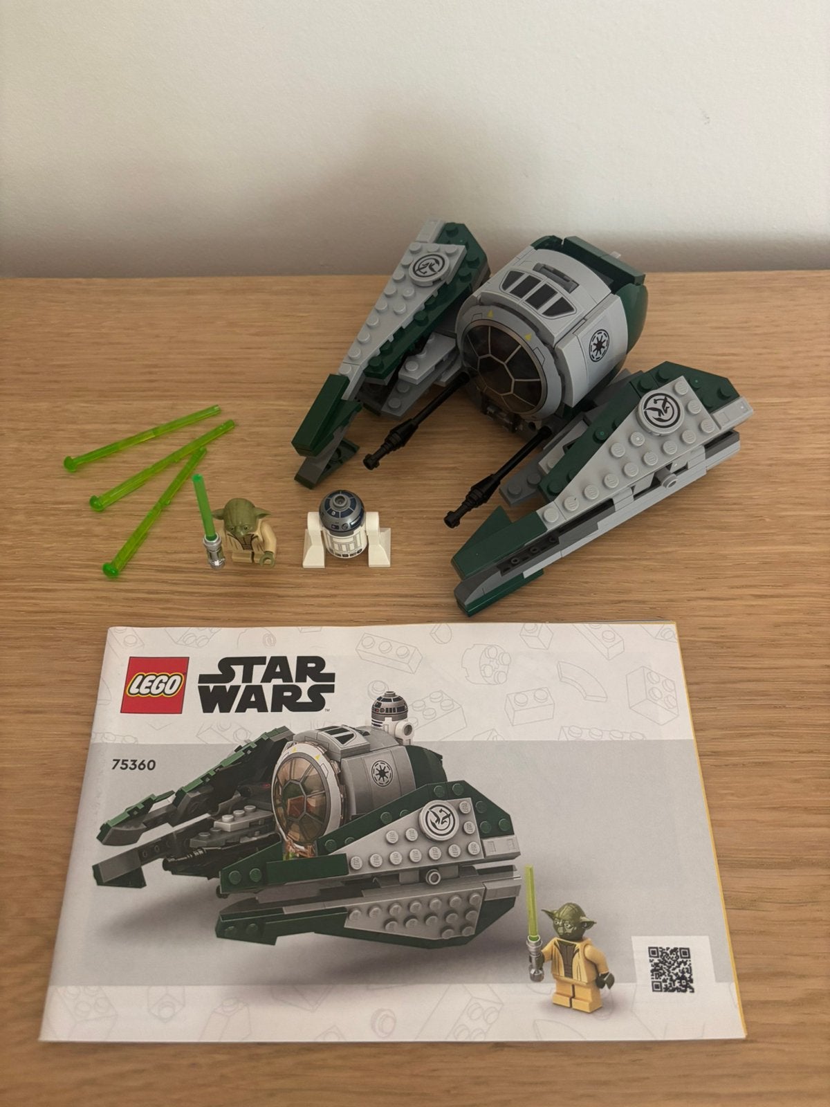Lego star wars Yoda's Jedi Starfighter 75360, Kinderen en Baby's, Star Wars, Lego, Ophalen of Verzenden, Zo goed als nieuw