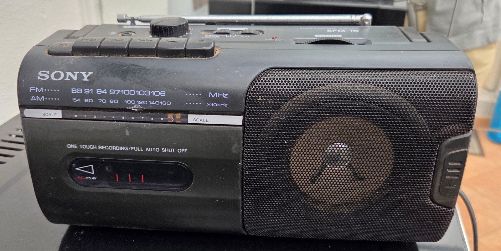 Sony K7-radio, Ophalen, Radio