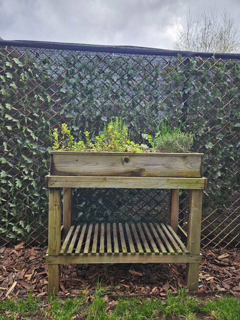Kruidenbak met kruiden, Tuin en Terras, Bergingen en Tuinkasten, Ophalen
