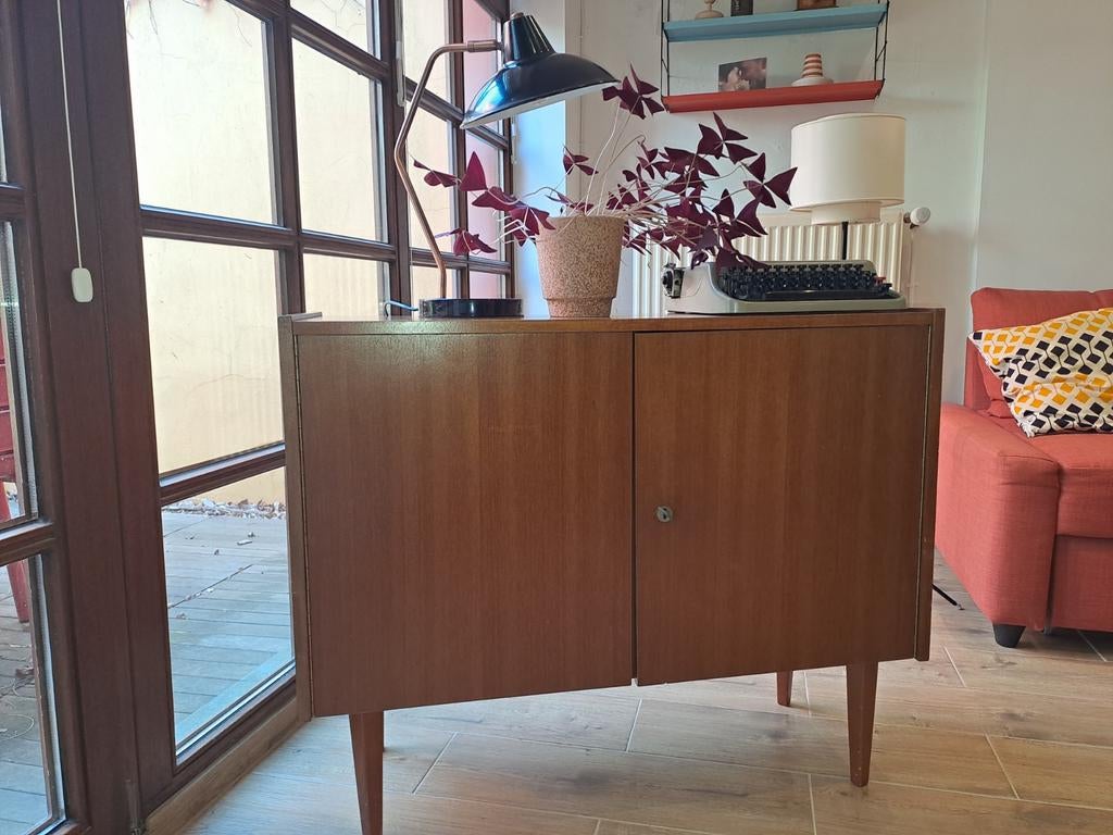 Kleine vintage retro meubels 74h x 35p x 90l, Huis en Inrichting, Woonaccessoires | Kamerschermen, Ophalen