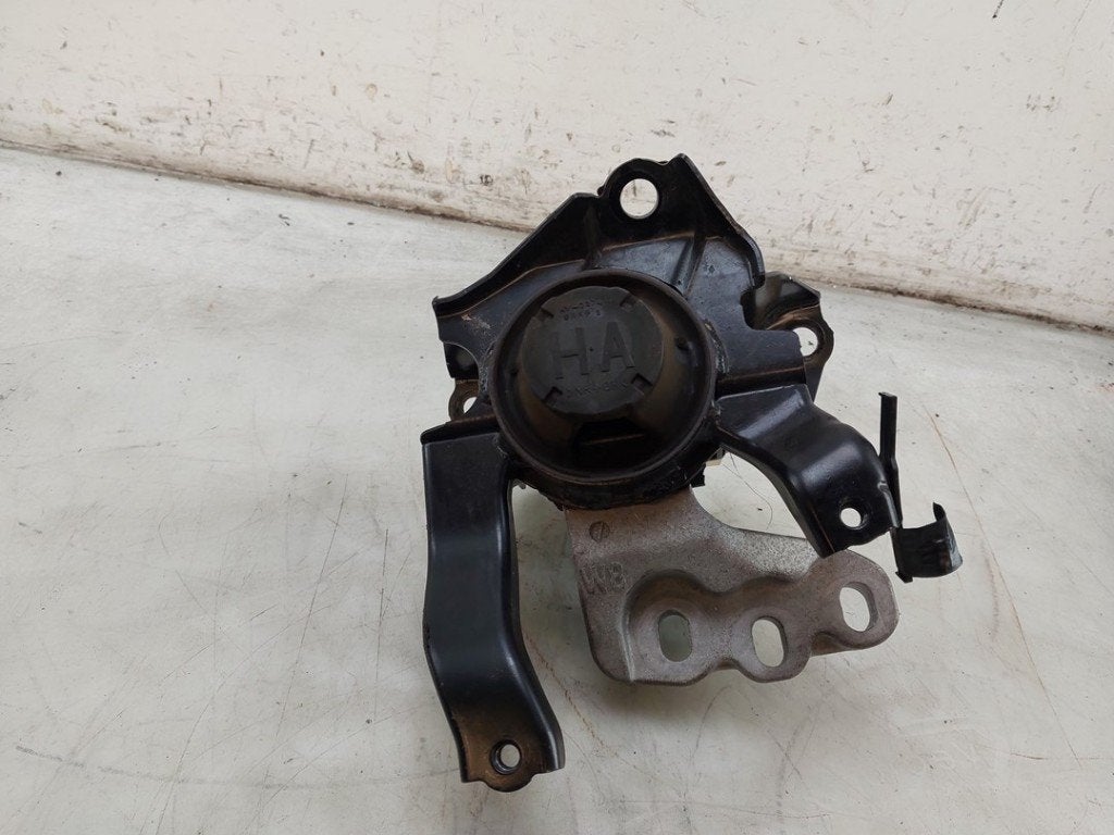 VERSNELLINGSBAKSTEUN ABS Toyota Aygo X (|123720Q070|), Dhr. J. Ham, Gebruikt, Administratie@autoham.nl, Toyota