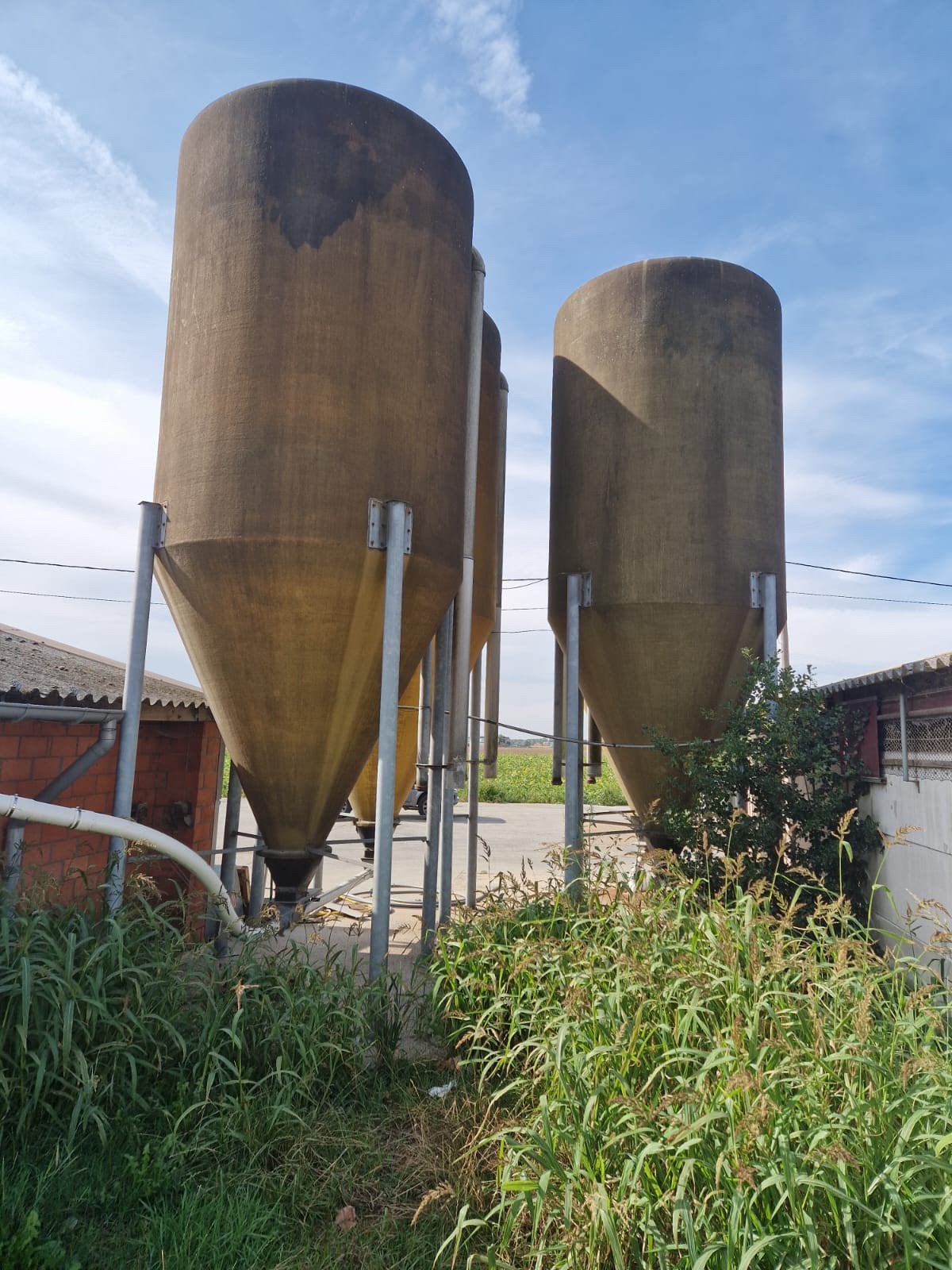 4 identieke veevoer silo's te koop, Animaux & Accessoires, Enlèvement, Volaille