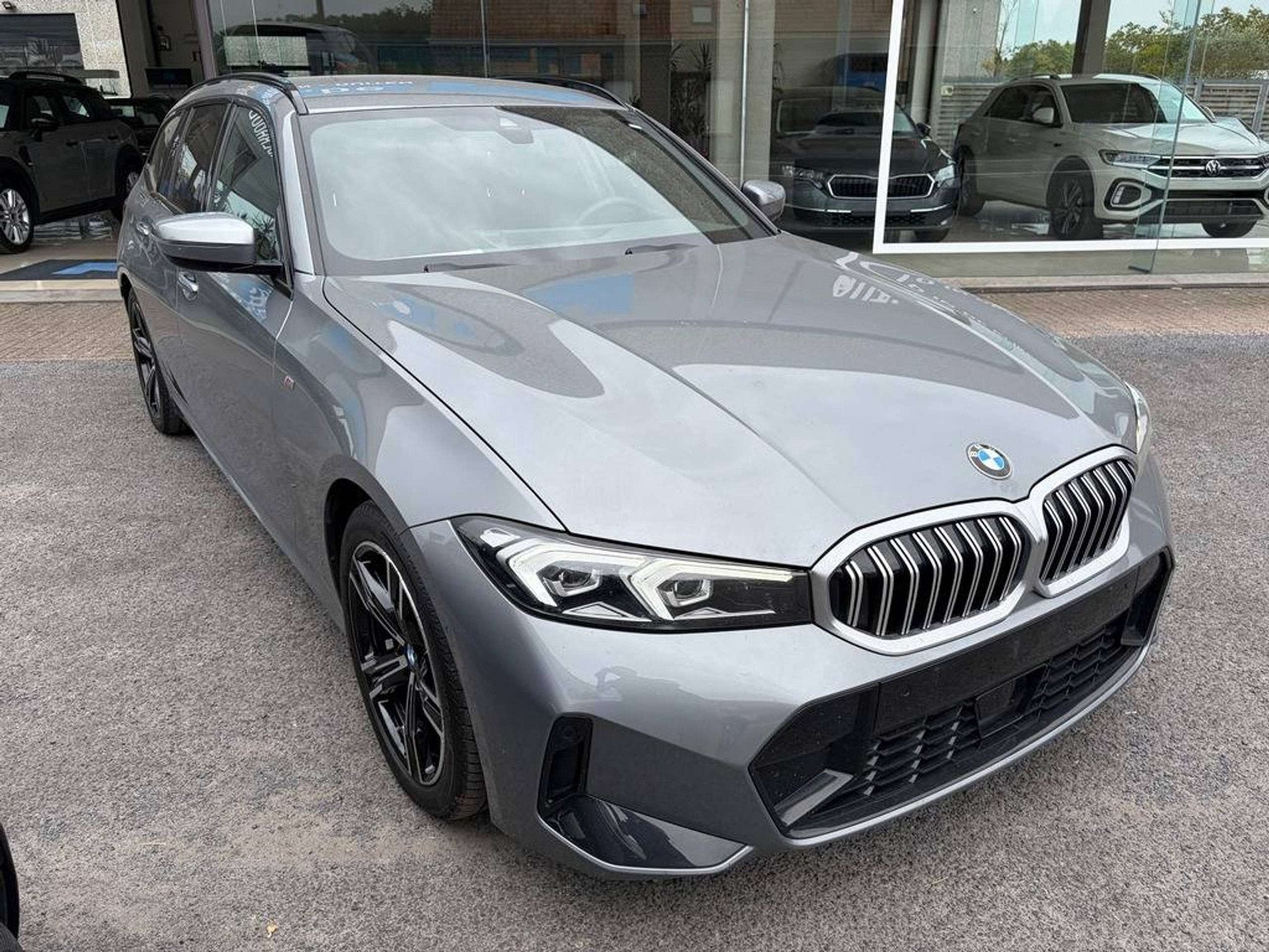 BMW 3 Serie 318i Touring M Automaat | Active Cruise Control, Autos, Argent ou Gris, Achat, 1650 kg, 5 portes