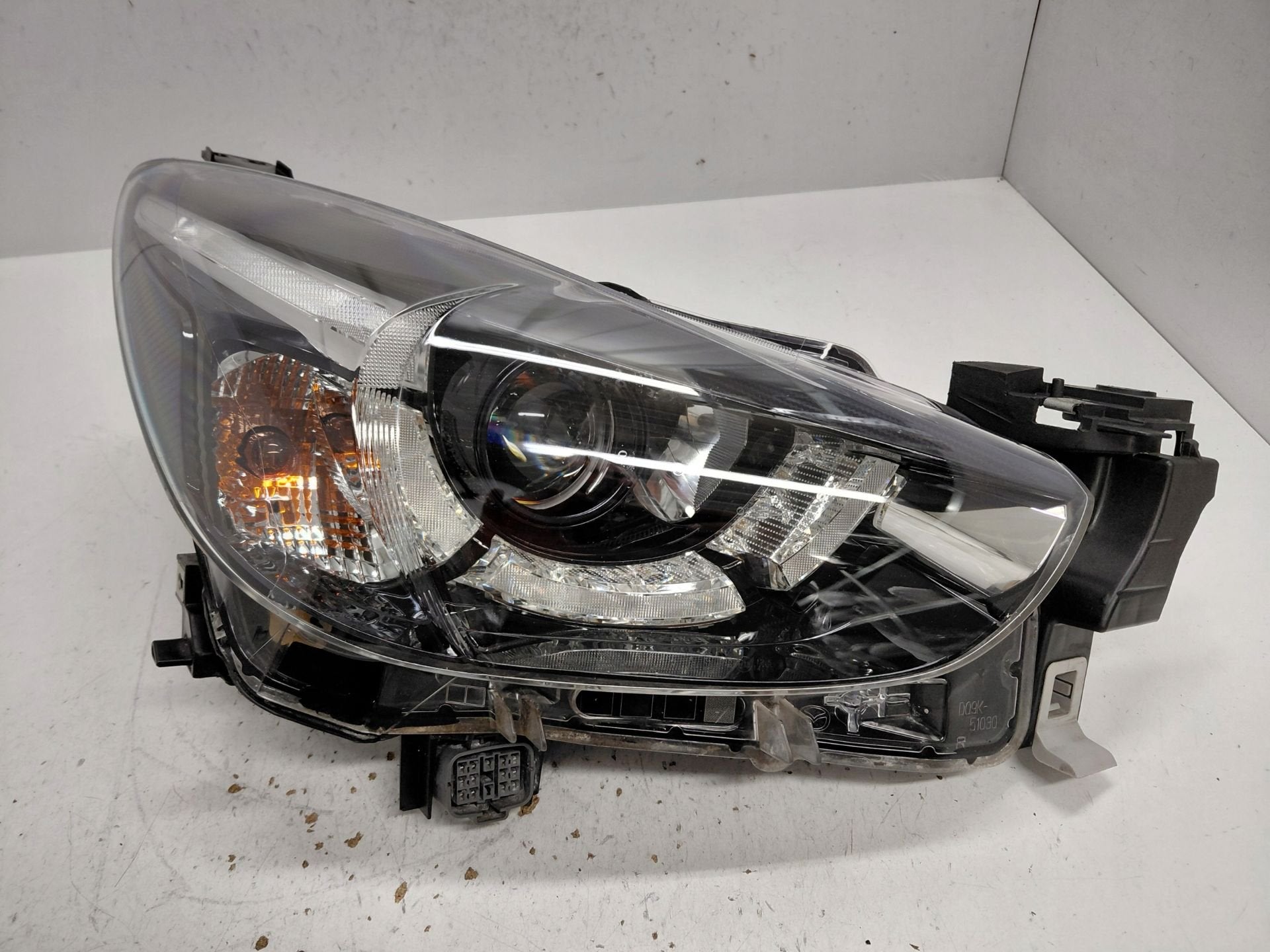 Phare droit Mazda 2, Shinchi, Fuchu-Cho 3-1
730-8670  Hiroshima, Mazda Motor Corporation, Info@mazda.co.jp, Mazda