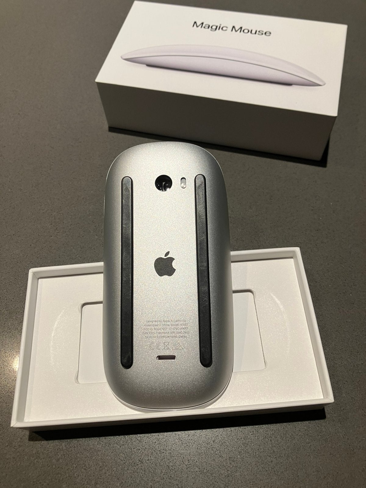 Apple Magic Mousse, Computers en Software, Muis, Ophalen of Verzenden, Draadloos, Linkshandig