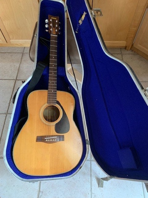 Guitare folk Yamaha FG-335, Enlèvement, Comme neuf, Guitare Western ou Guitare Folk