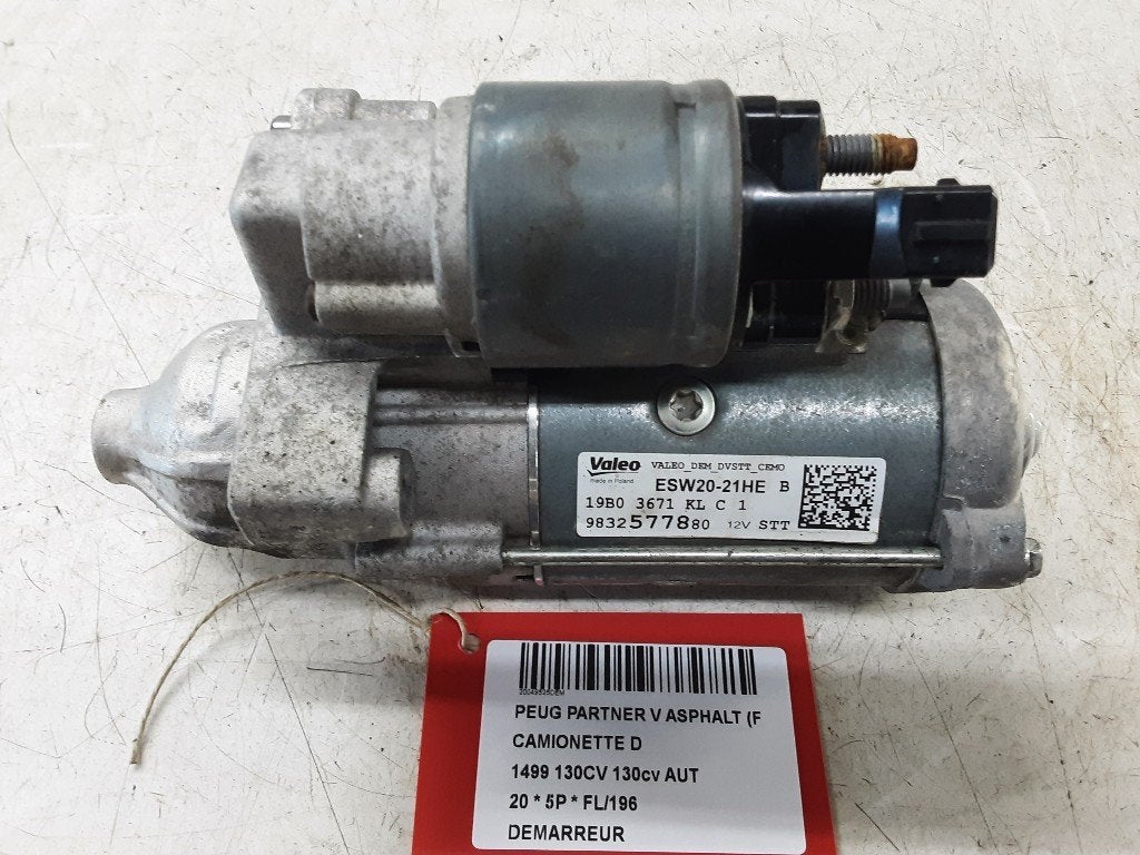 DÉMARREUR Partner (EA / / EF / EN / EU) (9832577880), Kontakt-peugeot@peugeot.com, Utilisé, Peugeot Deutschland GmbH, Bahnhofsplatz
65423  Rüsselsheim, DE