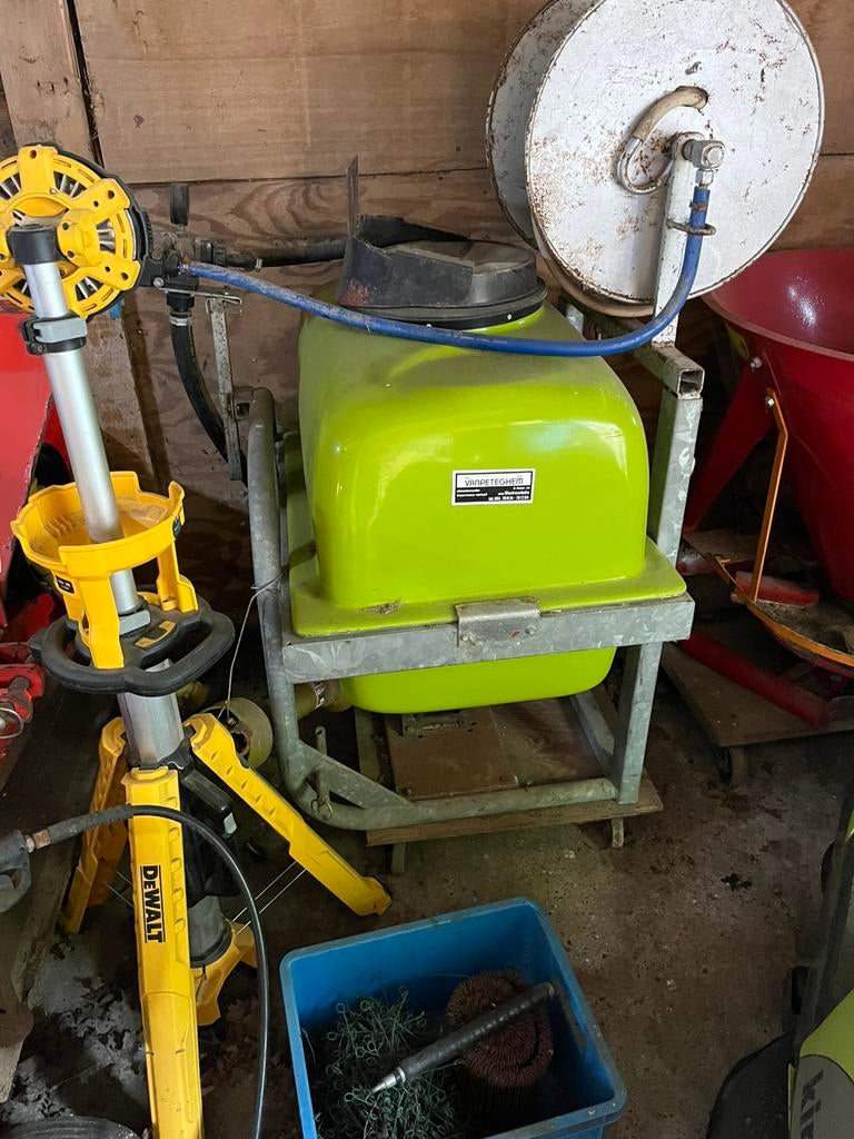 Landbouw Sproeier haspul 300l, Zakelijke goederen, Ophalen, Serretuinbouw, Gewasbescherming en Bemesting