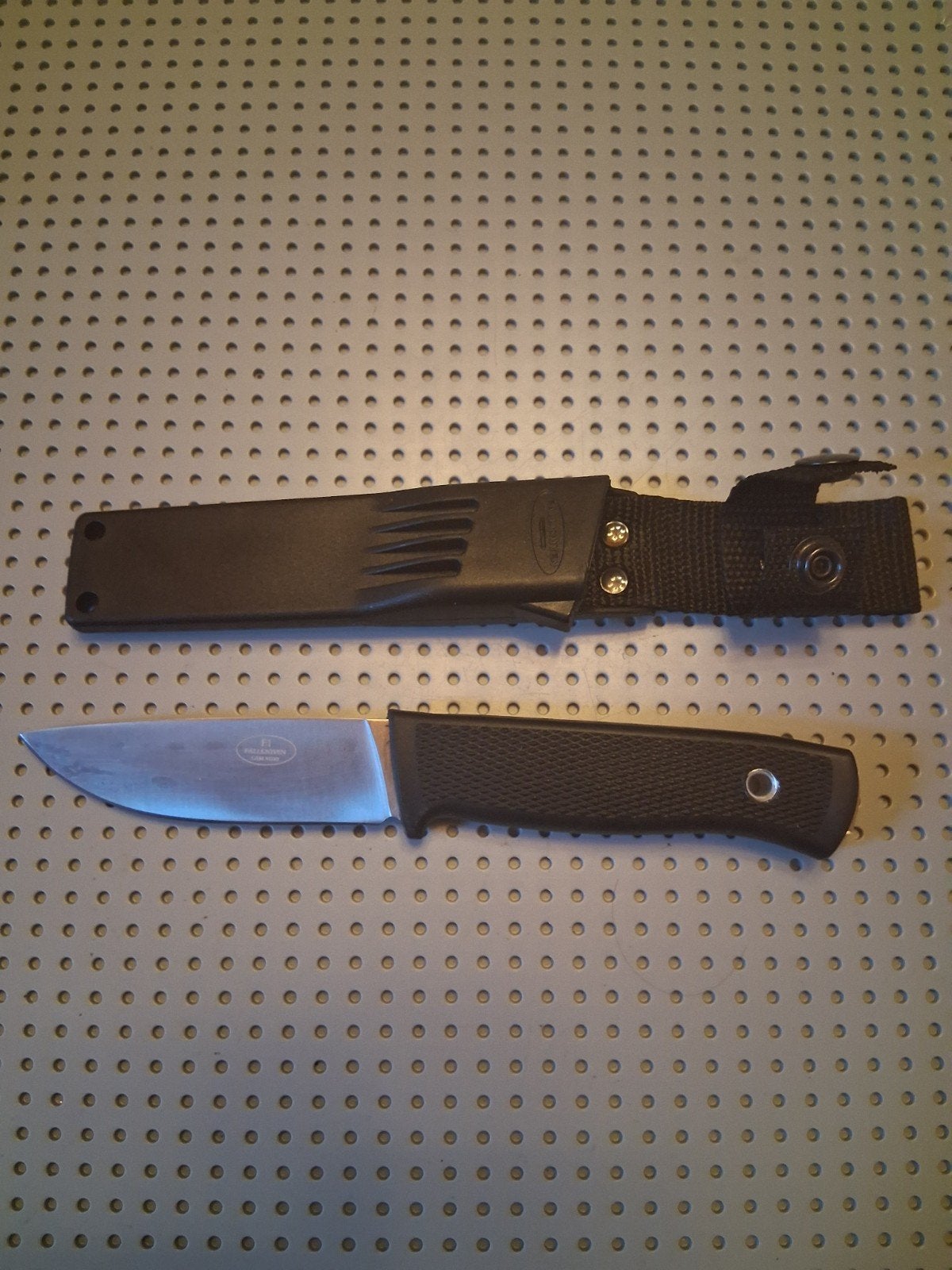 Couteau de chasse de type F1, Caravanes & Camping, Enlèvement ou Envoi