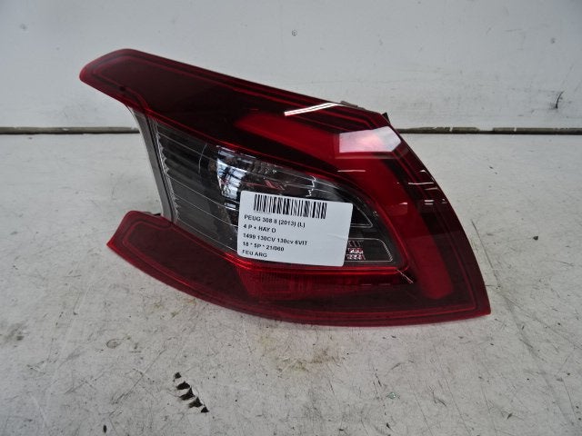 ACHTERLICHT LINKS 308 (L3 / L8 / LB / LH / LP) (9823728680), Auto-onderdelen, Gebruikt, Peugeot