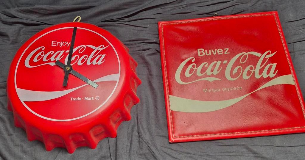 Lot mural coca cola, Collections, Enlèvement
