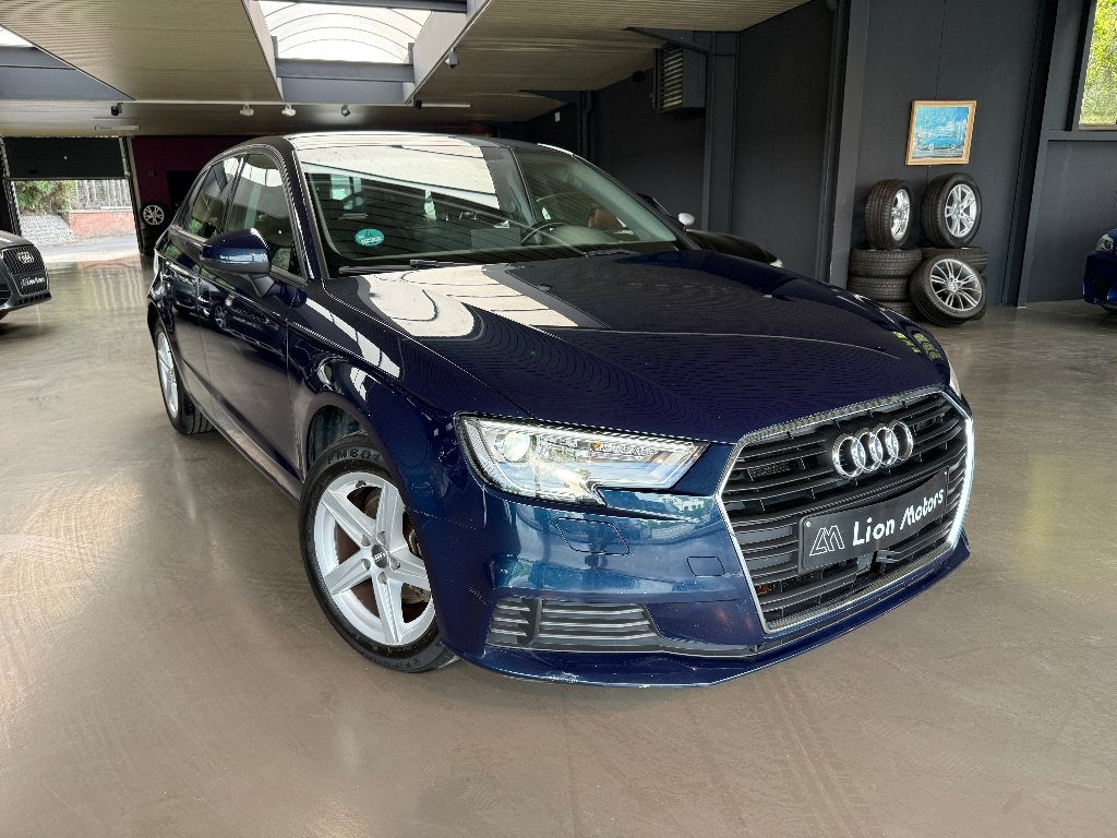 Audi A3 Sportback 1.6 TDi Business Edition S tronic, Auto's, Audi, Stof, Euro 6, 4 cilinders, Bedrijf