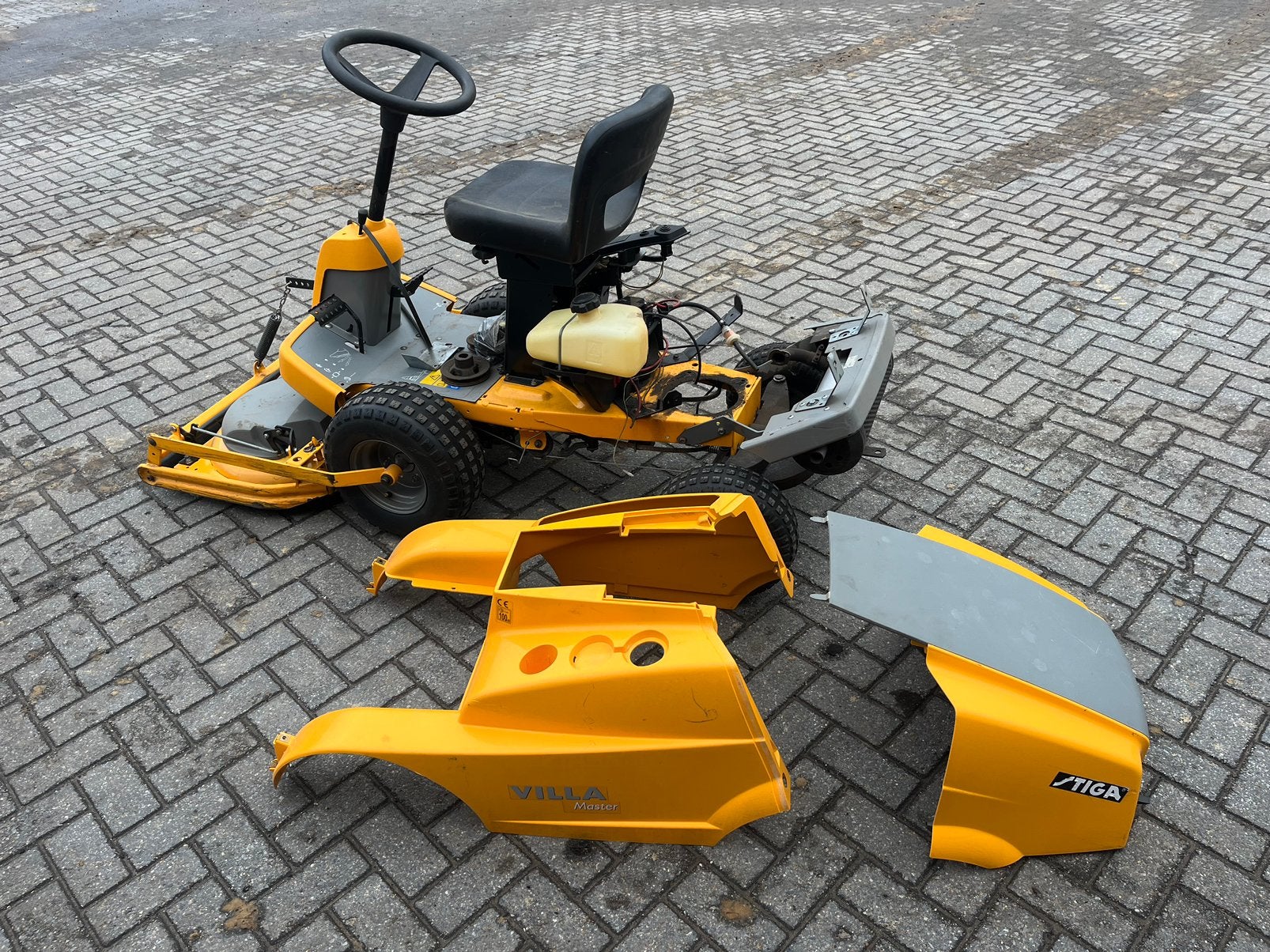 Stiga Villa master zitmaaier, Ophalen, Gebruikt, Versnellingen, Minder dan 90 cm
