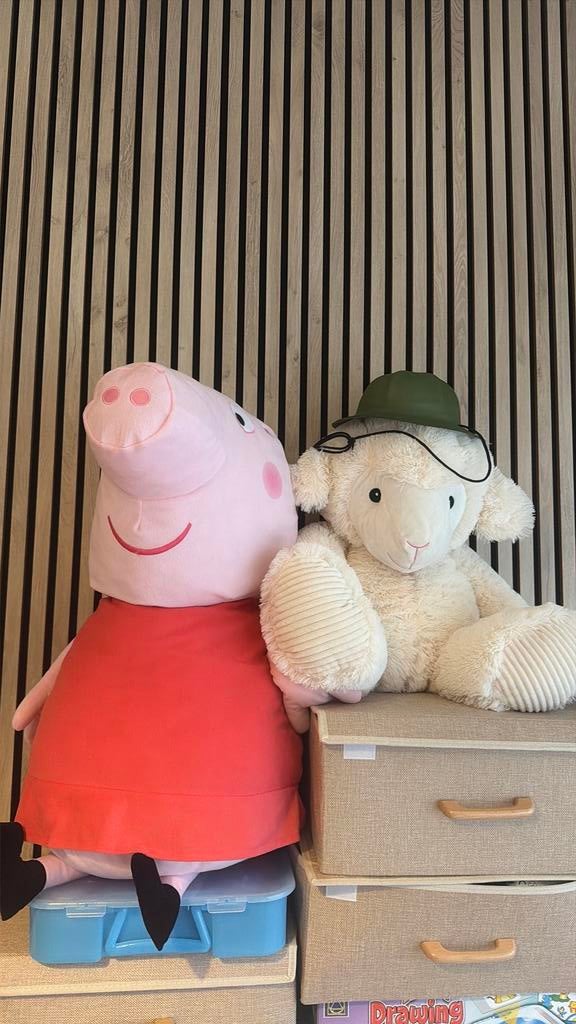 Knuffels, knuffel, pluche, speelgoed, Peppa Pig, Ophalen, Zo goed als nieuw