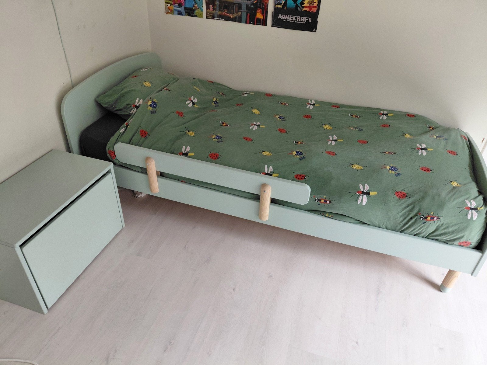 Kinderbed Flexa Play met uitvalbeveiliging en opbergkist, Huis en Inrichting, Slaapkamer | Bedden, Ophalen