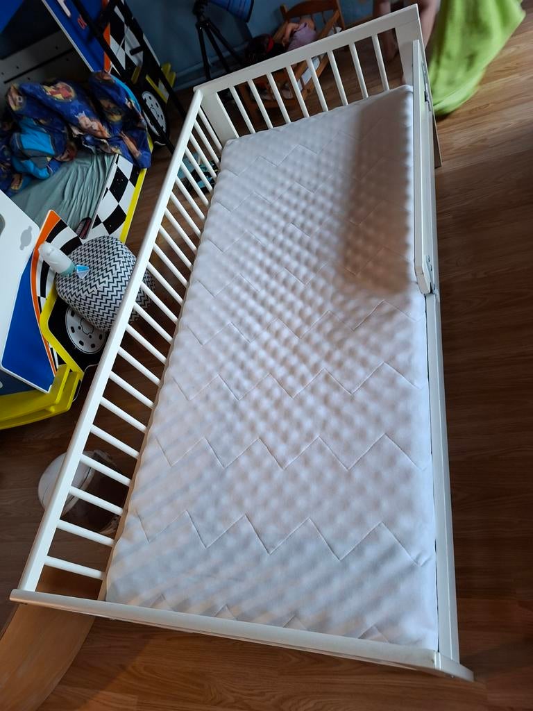 Peuterbed ikea, Enlèvement, Matelas