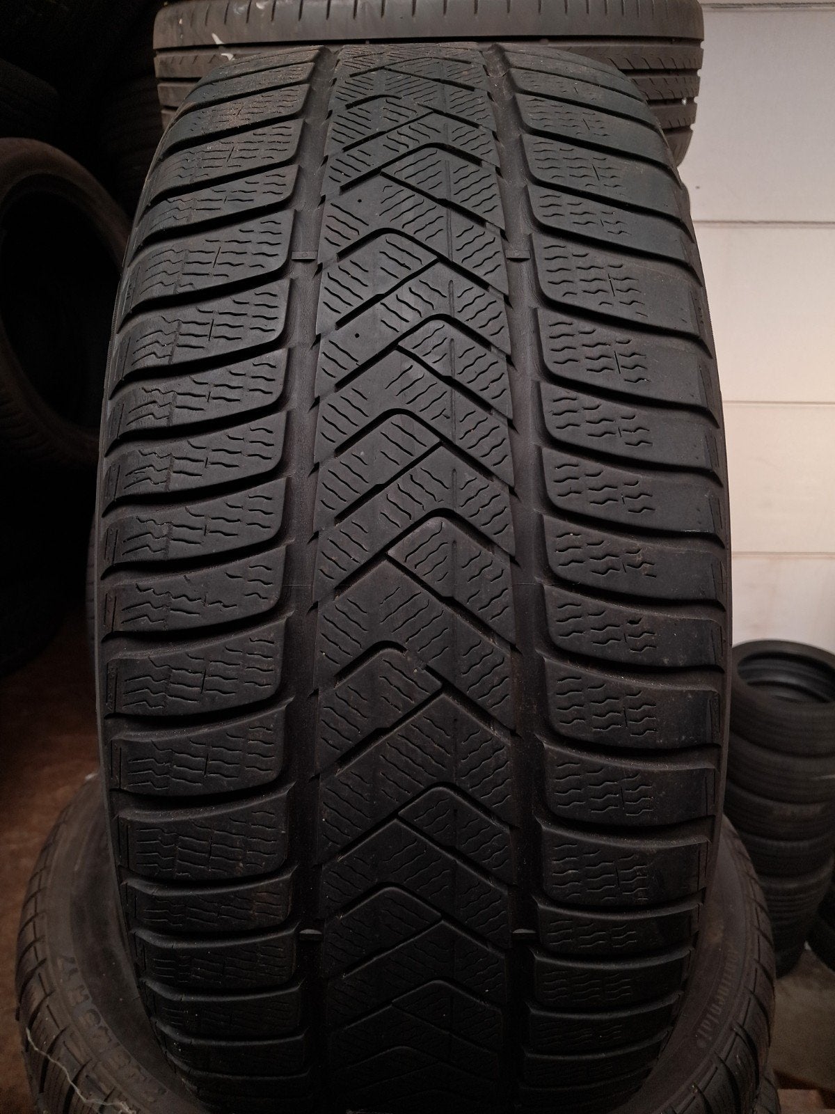 2554020 255/40/20 255/40r20 winter Pirelli, Auto-onderdelen, Ophalen, BMW