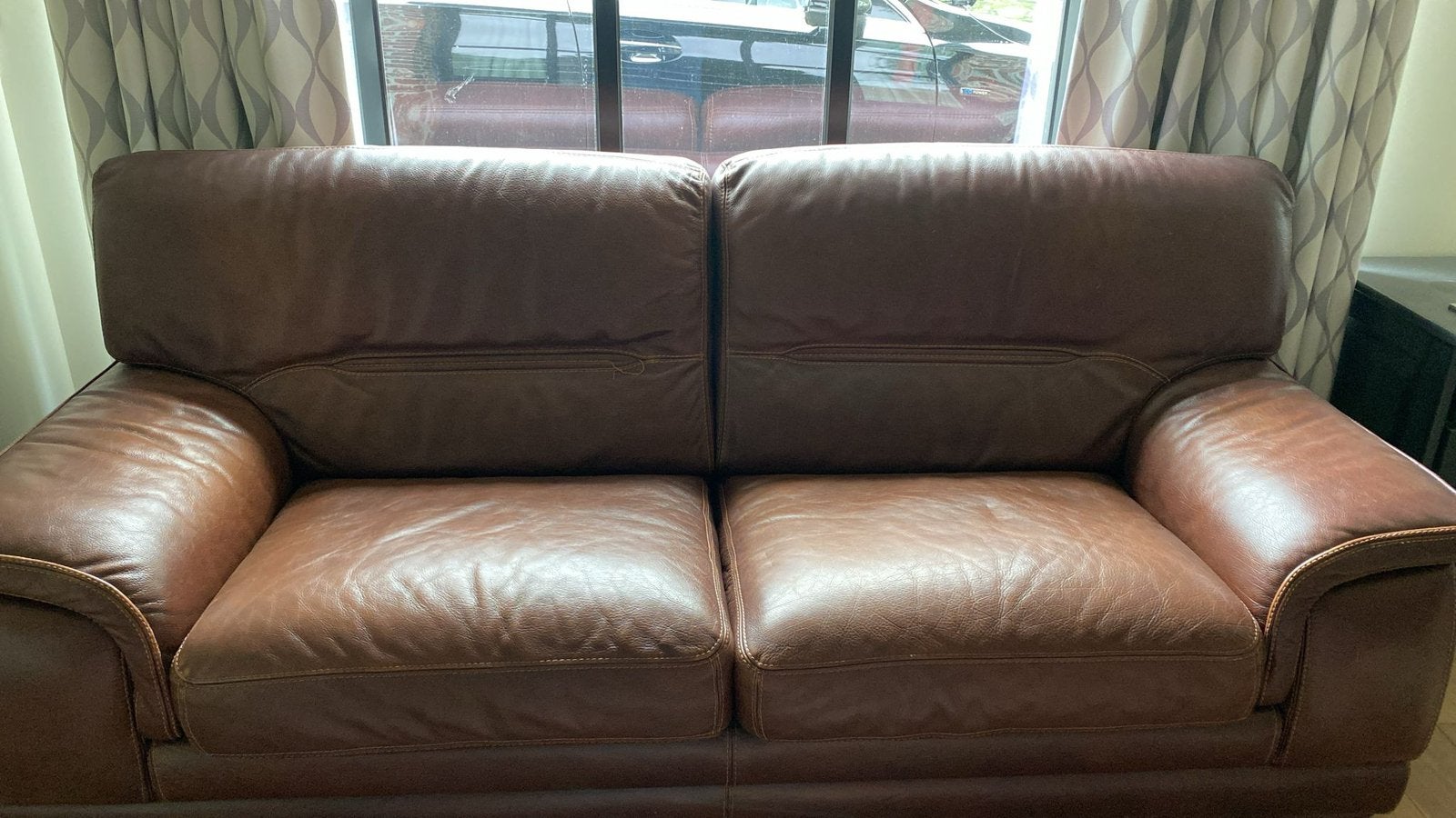 Fauteuil / canapé 2 places en cuir brun, Maison & Meubles, Canapés | Salons, Enlèvement, Utilisé, Banc droit, Cuir