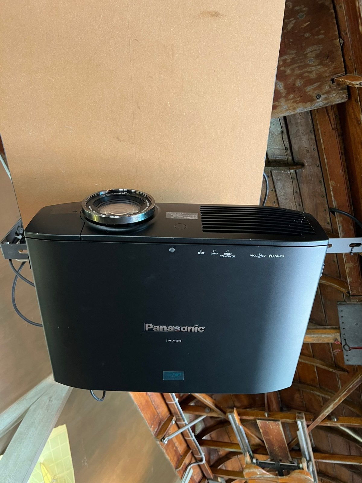 Beamer automatisch zeil en toebehoren te koop, Audio, Tv en Foto, Beamers, Ophalen, Zo goed als nieuw