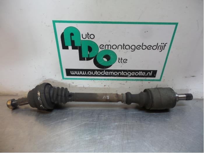Arbre de transmission avant gauche d'un Peugeot Expert (Expe, -, 3 mois de garantie, Utilisé, -