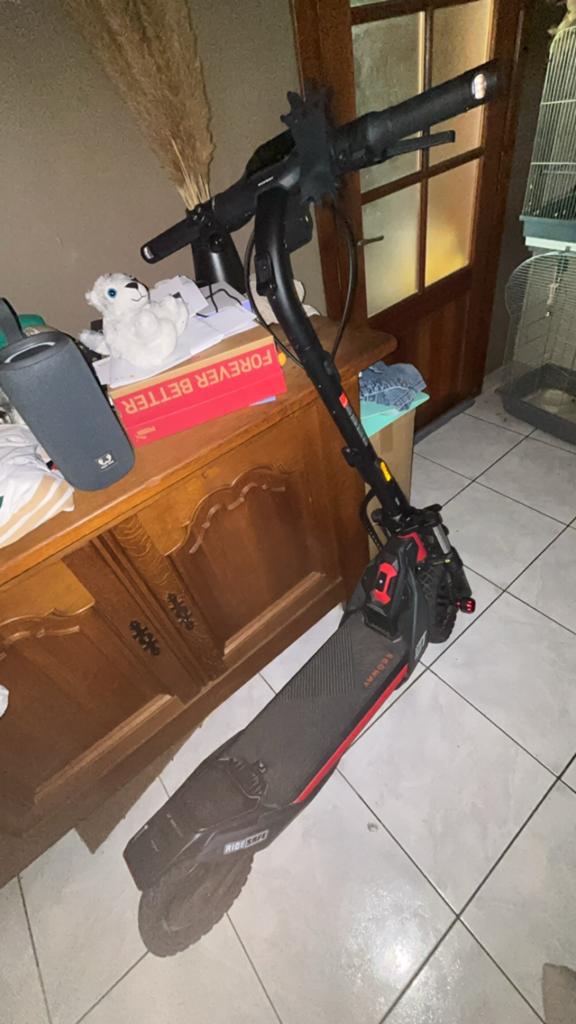 Segway zt3 pro pour piece ou a reparer, Vélos & Vélomoteurs, Enlèvement, Utilisé, Step électrique (E-scooter)