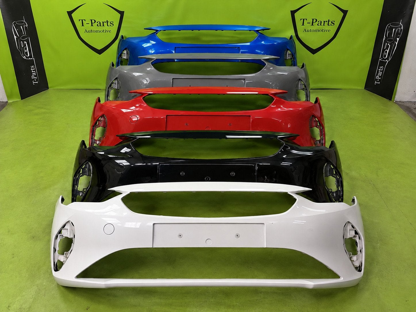 pare-chocs avant de l'Opel Corsa F, Autos : Pièces & Accessoires, Pare-chocs, Opel Automobile GmbH, Opel, Bahnhofsplatz 1
65423  Russelsheim am Main, DE