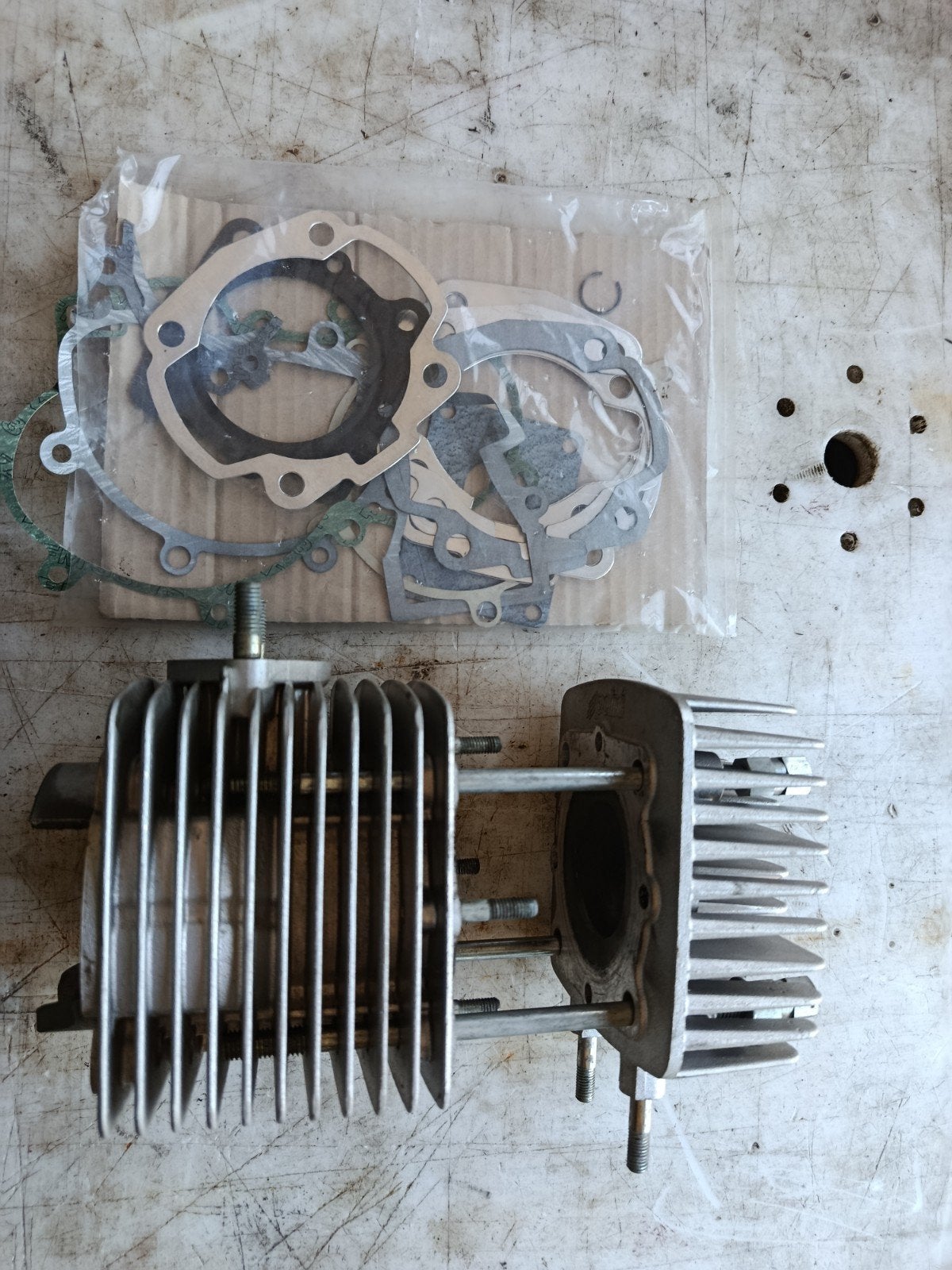 Polini 200 motor onderdelen., Ophalen, Cilinder