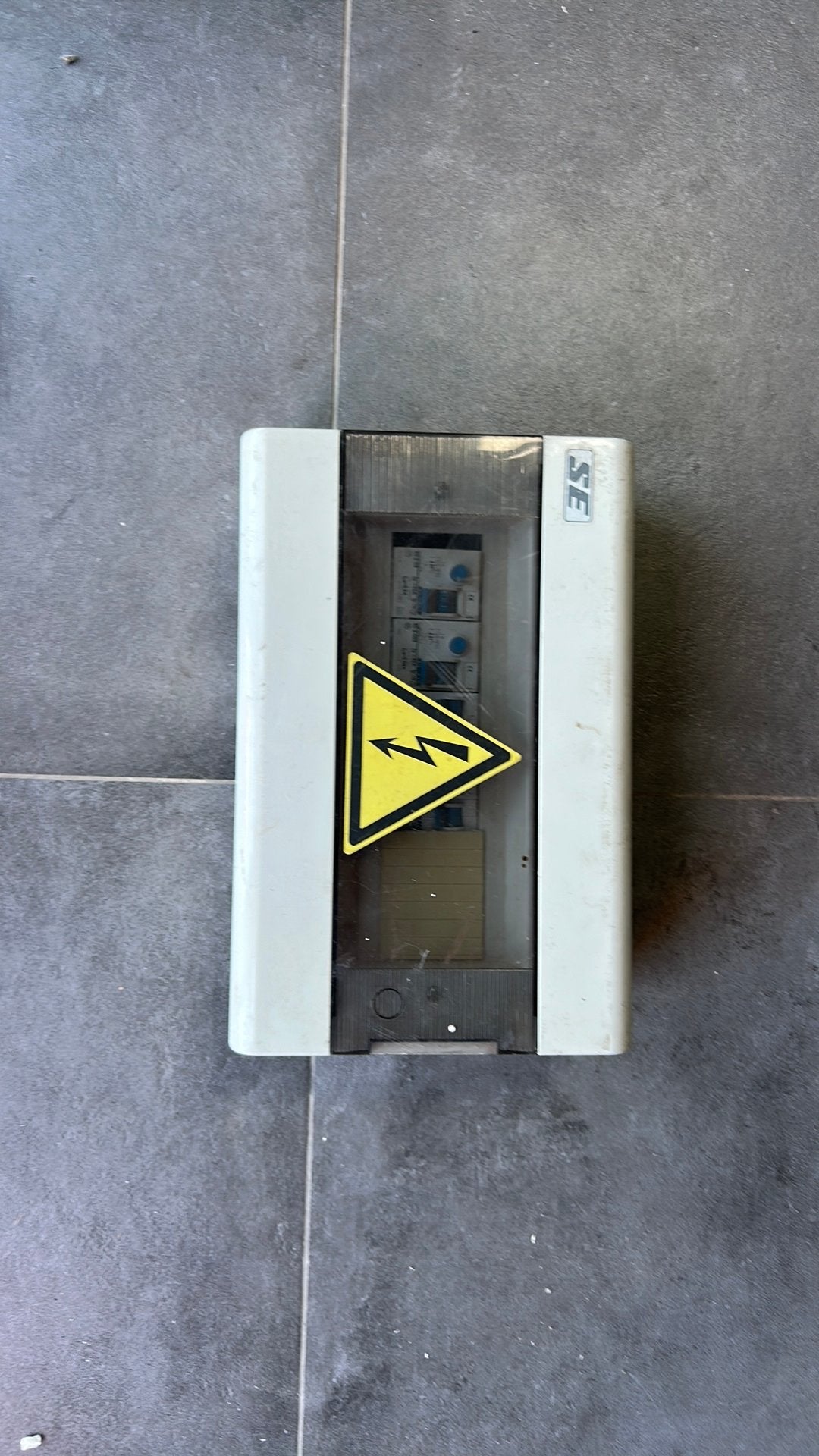 Elektrische kast, Ophalen, Zo goed als nieuw