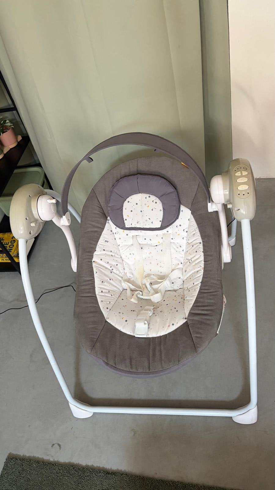 Elektrische babyswing, Enfants & Bébés, Enlèvement, Utilisé, Chaise rebondissante, Avec ceinture(s)