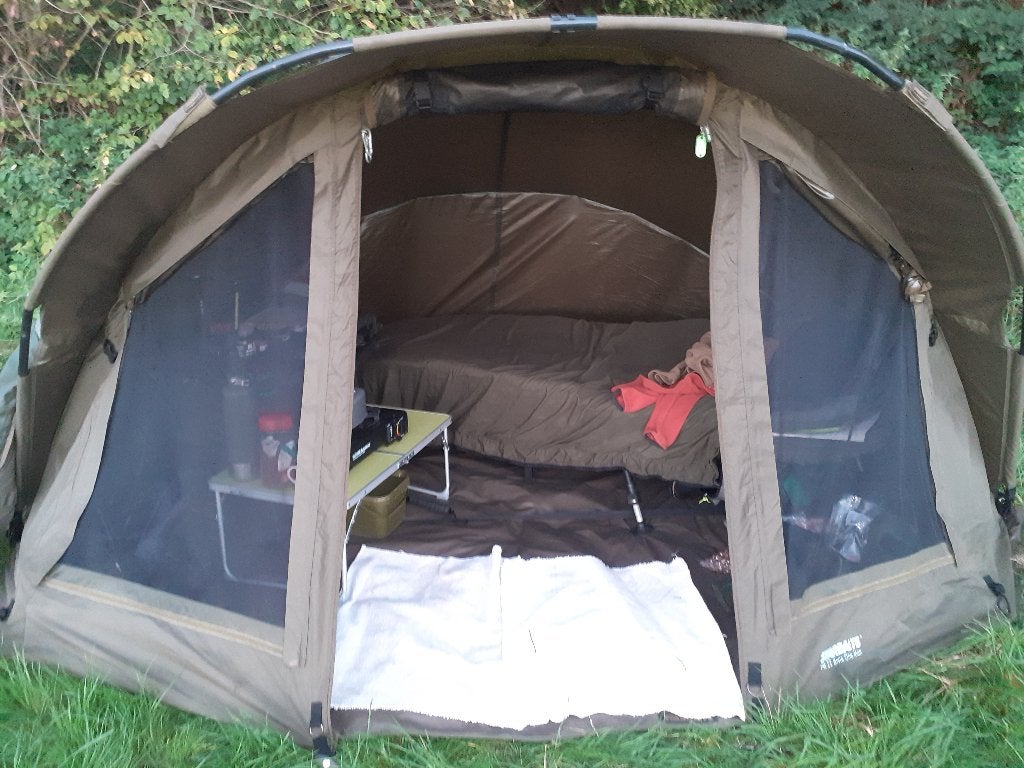 biwy starbaits une place avec surtoile, Enlèvement, Utilisé, Ensemble complet