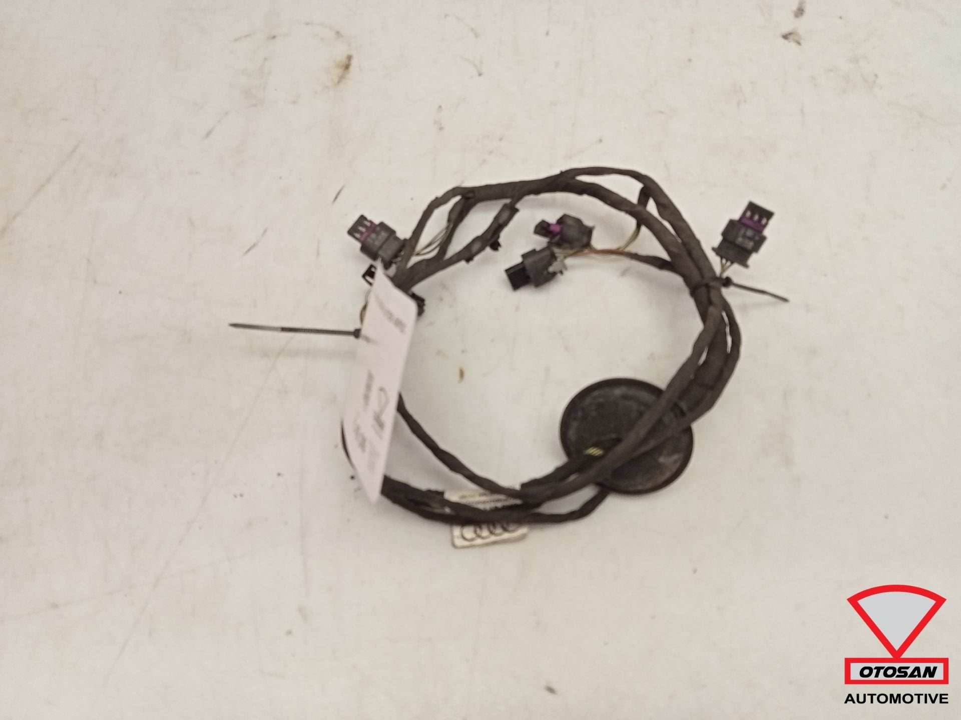 Faisceau de c bles PDC arri re pour Audi A1 8X 4xPDC 8X09710, AUDI AG, Auto-Union-Strasse 1
85045  Ingolstadt, DE, Audi, Utilisé