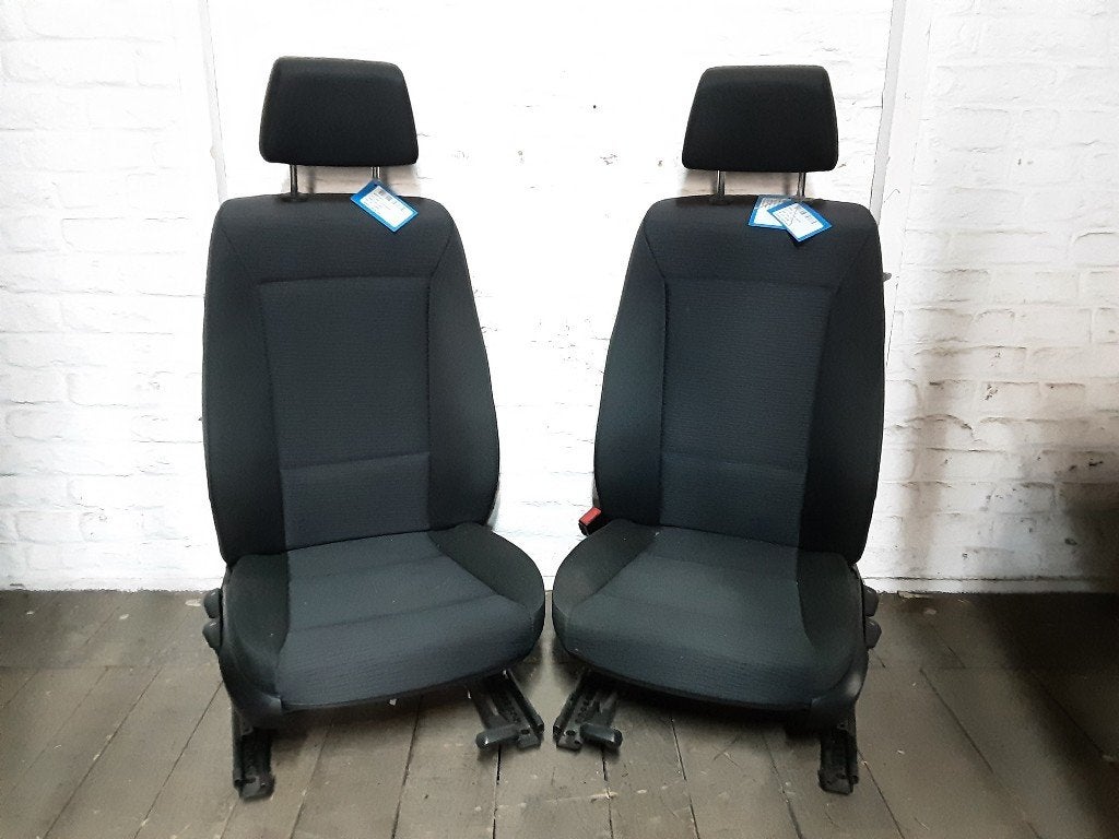 INTERIEUR COMPLET BMW 1 serie (E87 / 87N) (01-2003/12-2012), Mevr. I. Hauben, Utilisé, BMW, Rue de l'Espoir 34 34
4030  GRIVEGNÉE, BE