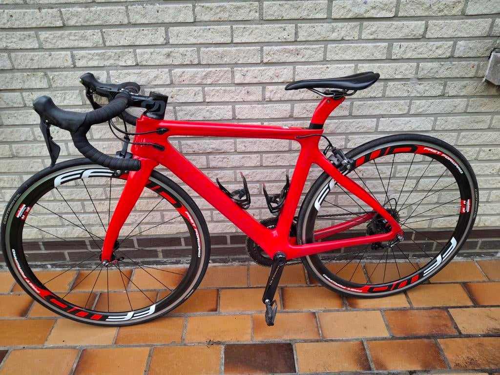 vélo de course Pinarello, Vélos & Vélomoteurs, Vélos | Vélos de course, Enlèvement